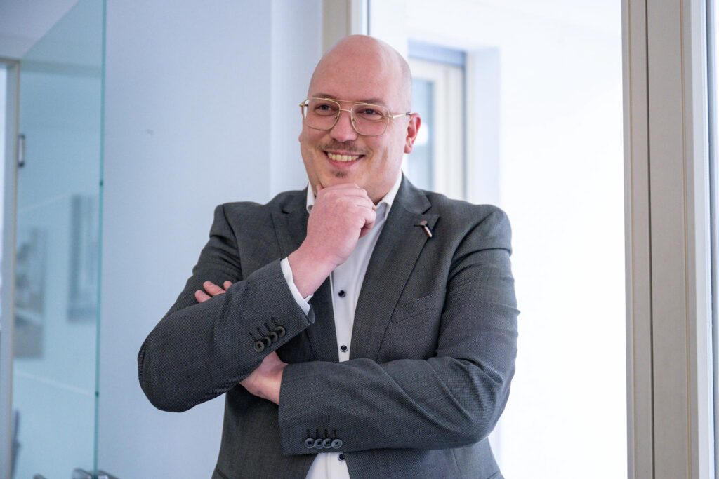 Portrait Dennis Rahe_kreativ